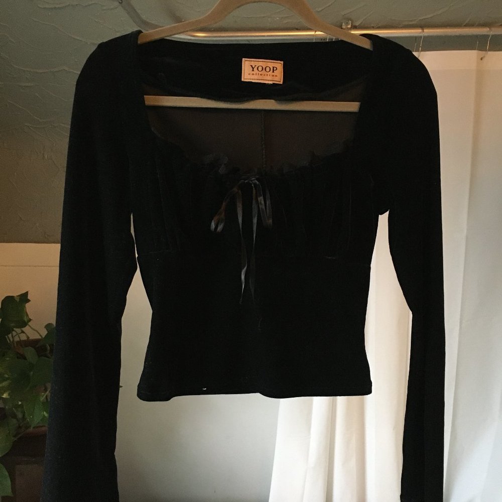 Black Long Sleeve Velvet Top